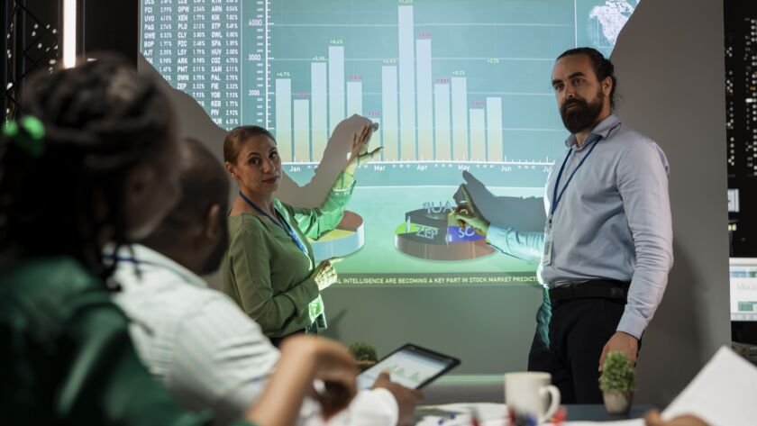 Capacitación empresarial en inteligencia artificial para equipos de trabajo